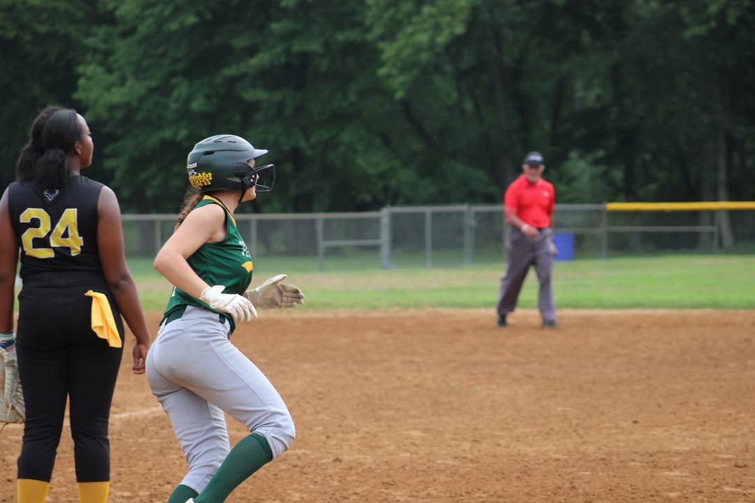 Check out the photos and videos of the softball recruiting profile Lila Green