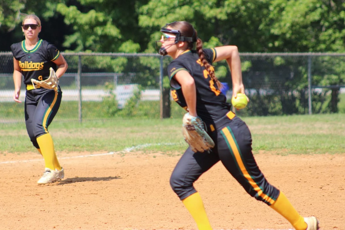 Check out the photos and videos of the softball recruiting profile Lila Green