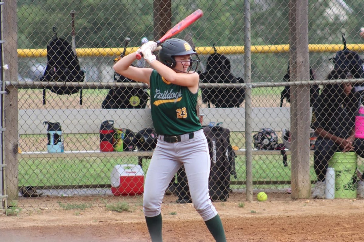 Check out the photos and videos of the softball recruiting profile Lila Green