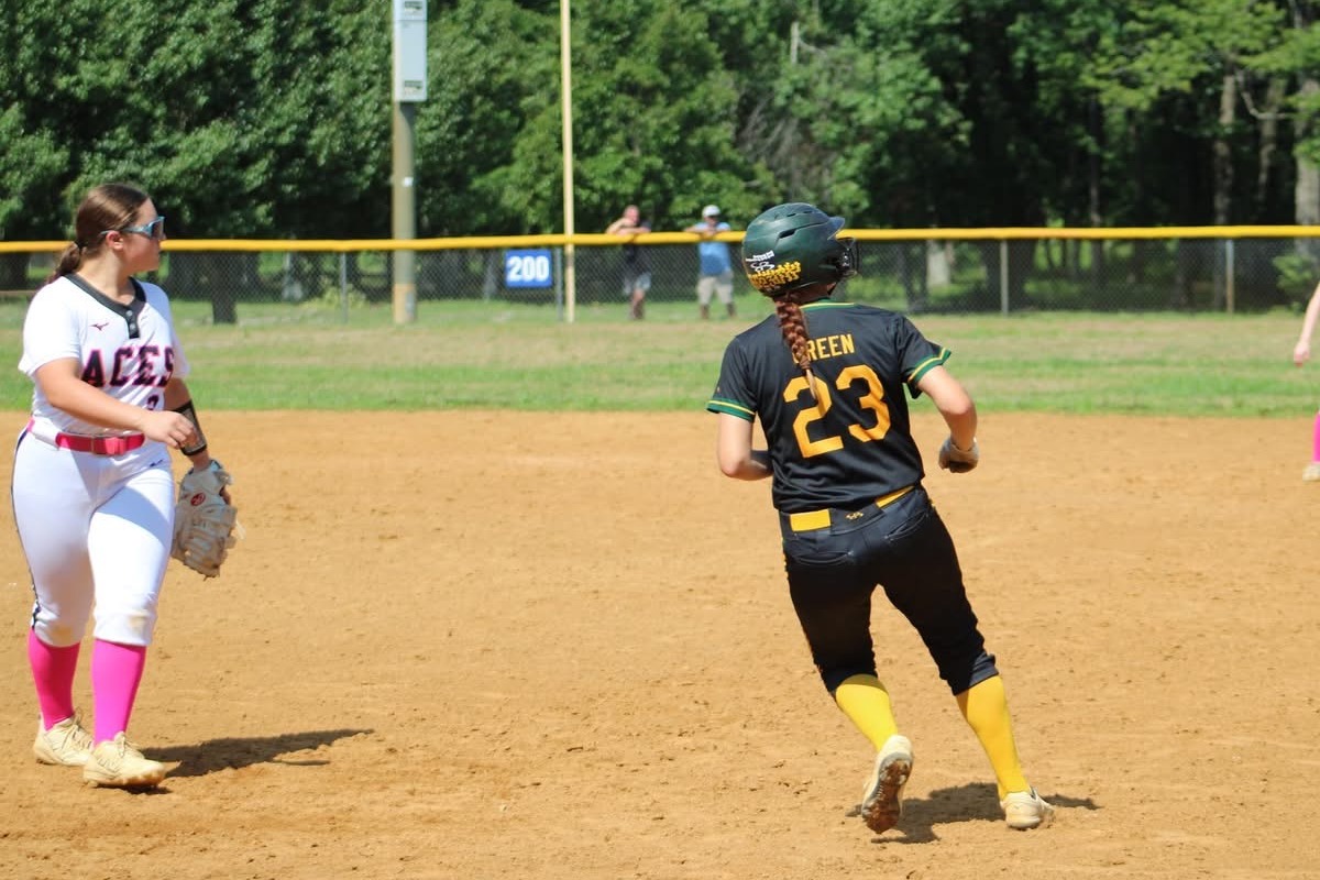 Check out the photos and videos of the softball recruiting profile Lila Green