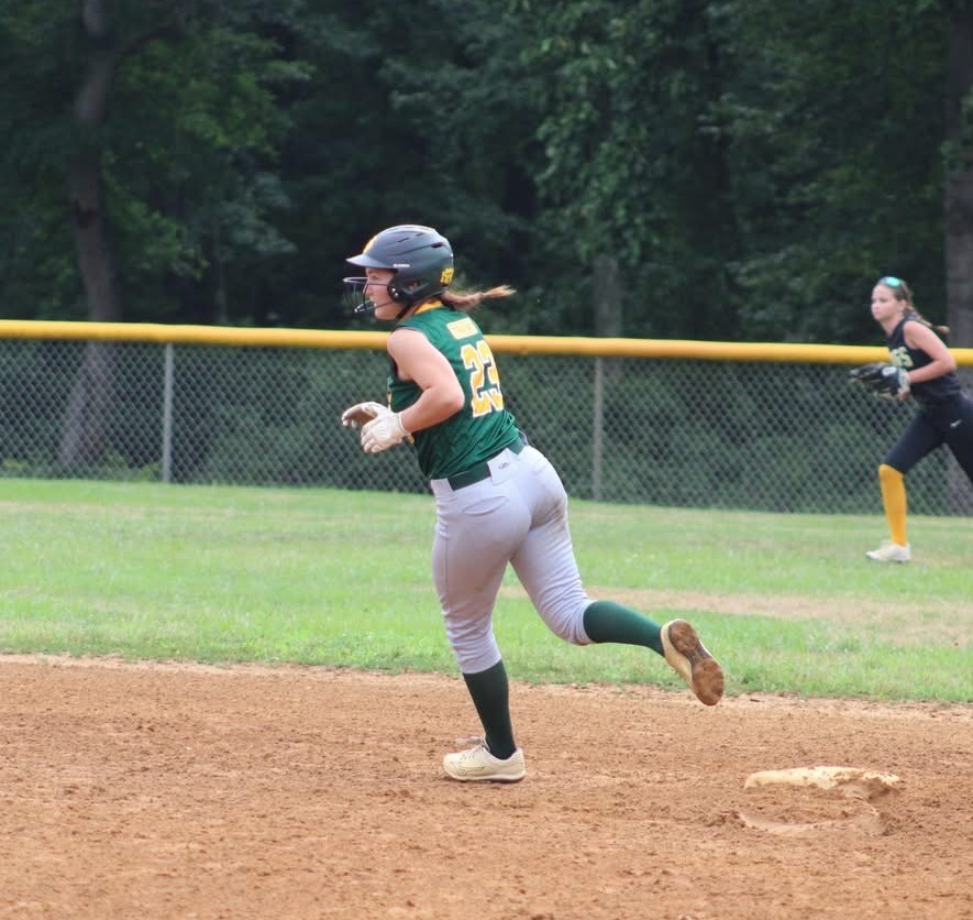 Check out the photos and videos of the softball recruiting profile Lila Green