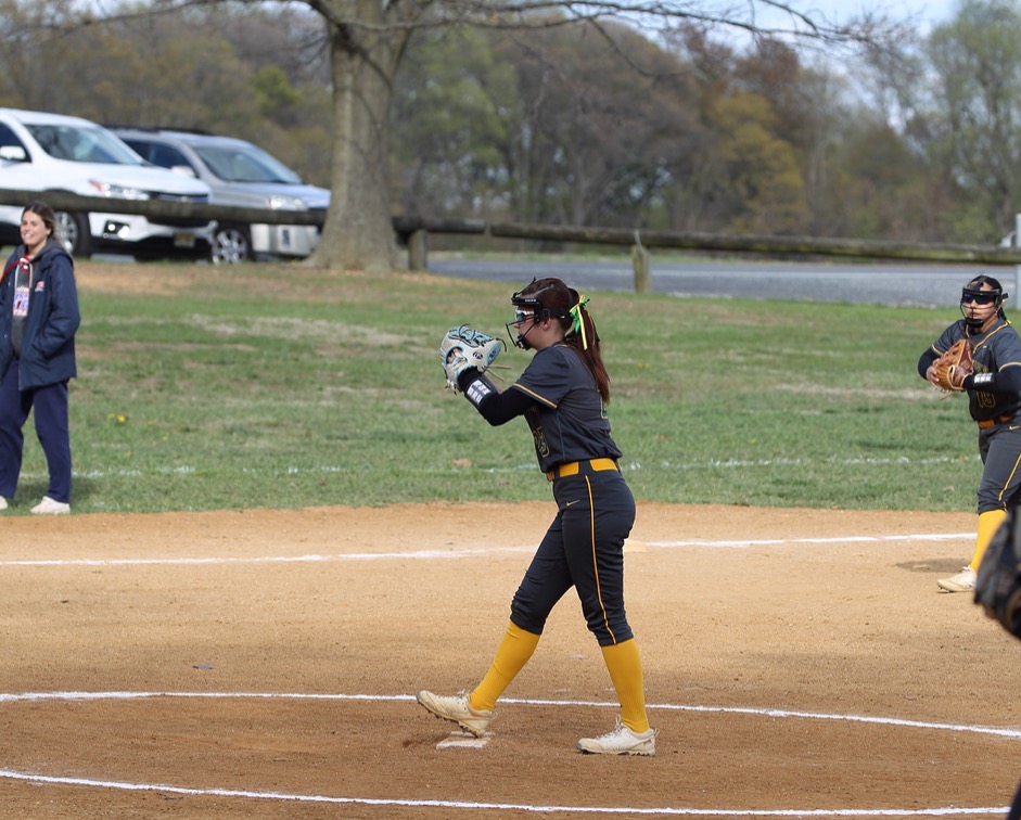 Check out the photos and videos of the softball recruiting profile Lila Green